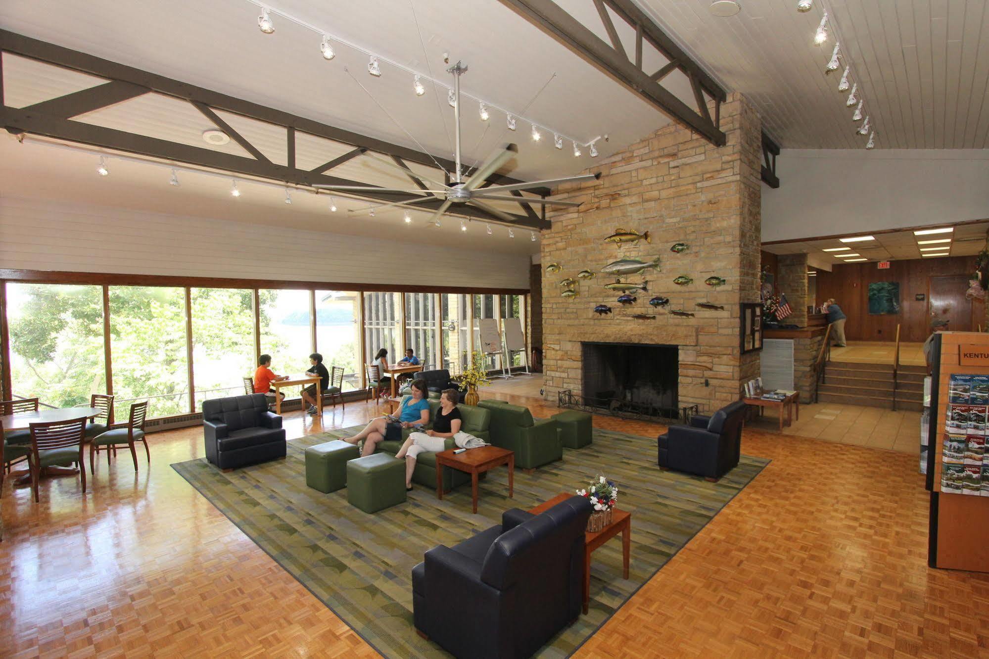 Lake Cumberland State Resort Park Jamestown Экстерьер фото